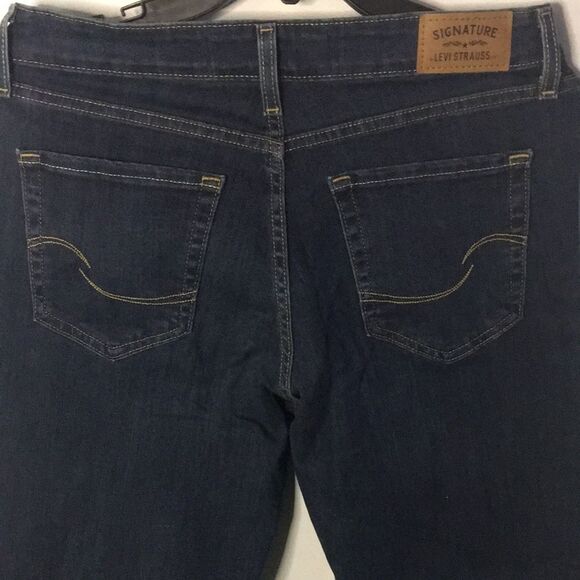 Levi’s boyfriend jeans - Picture 5 of 13